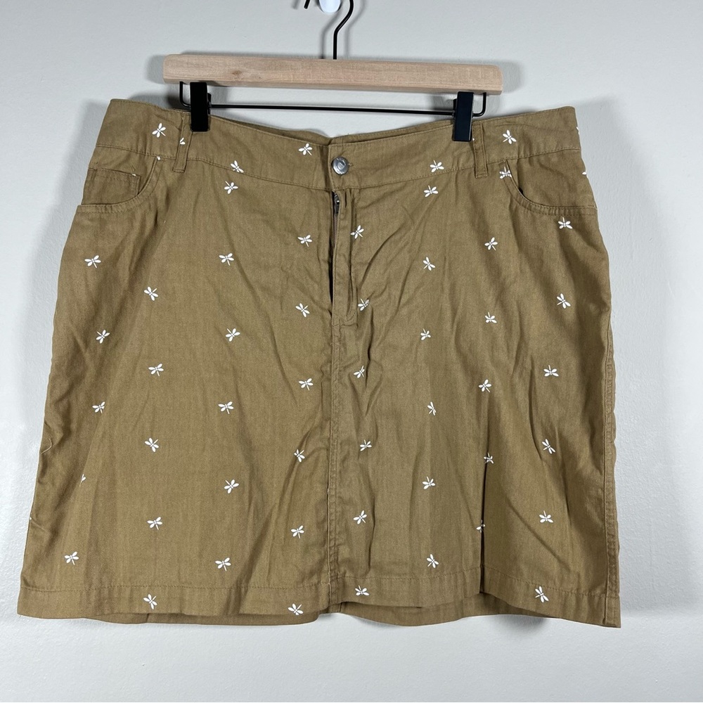 Woman Within Tan Skort with Dragonfly Pattern Women’s Plus Size 18W